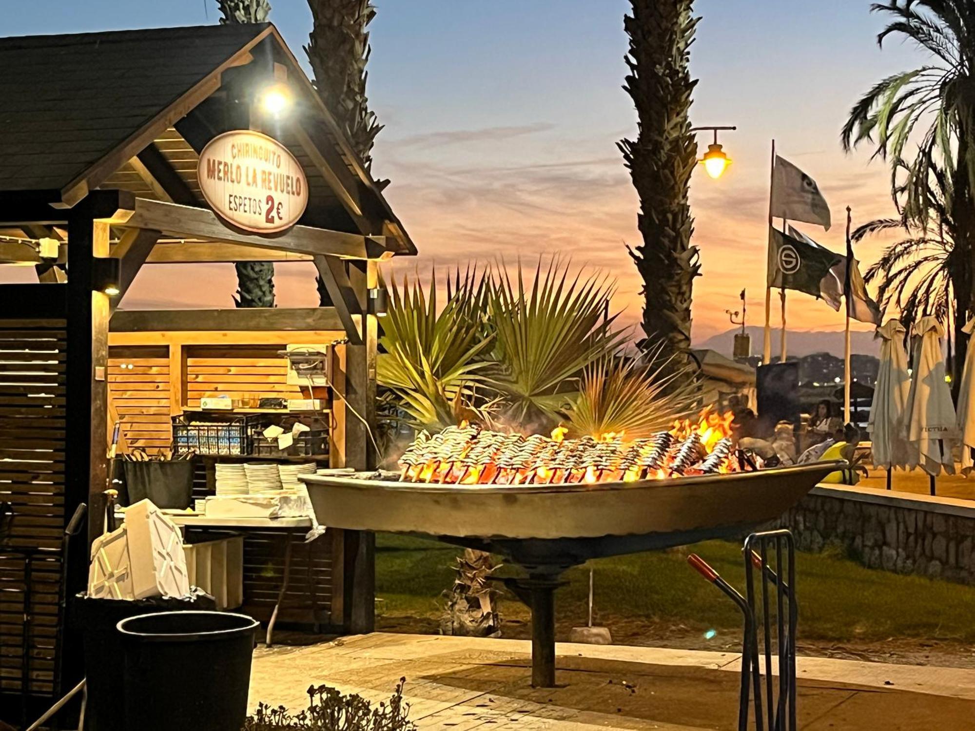 La Casa De La Playa Apartment Malaga Ngoại thất bức ảnh